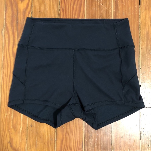 In movement 1” short - Picture 1 of 4